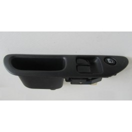 4701150 - Interruttore Alzavetro Opel Agila H00 sx doppio con bloccaporte 4701150 - Interruttore Alzavetro Opel Agila H00 sx doppio con bloccaporte
